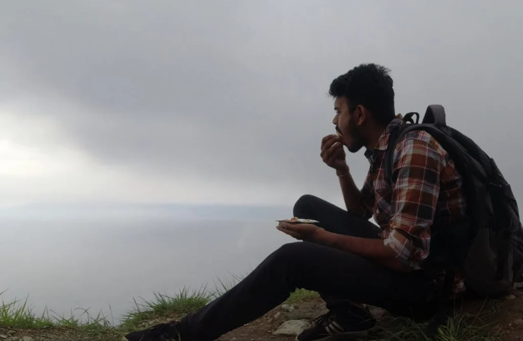 eating momos above clouds